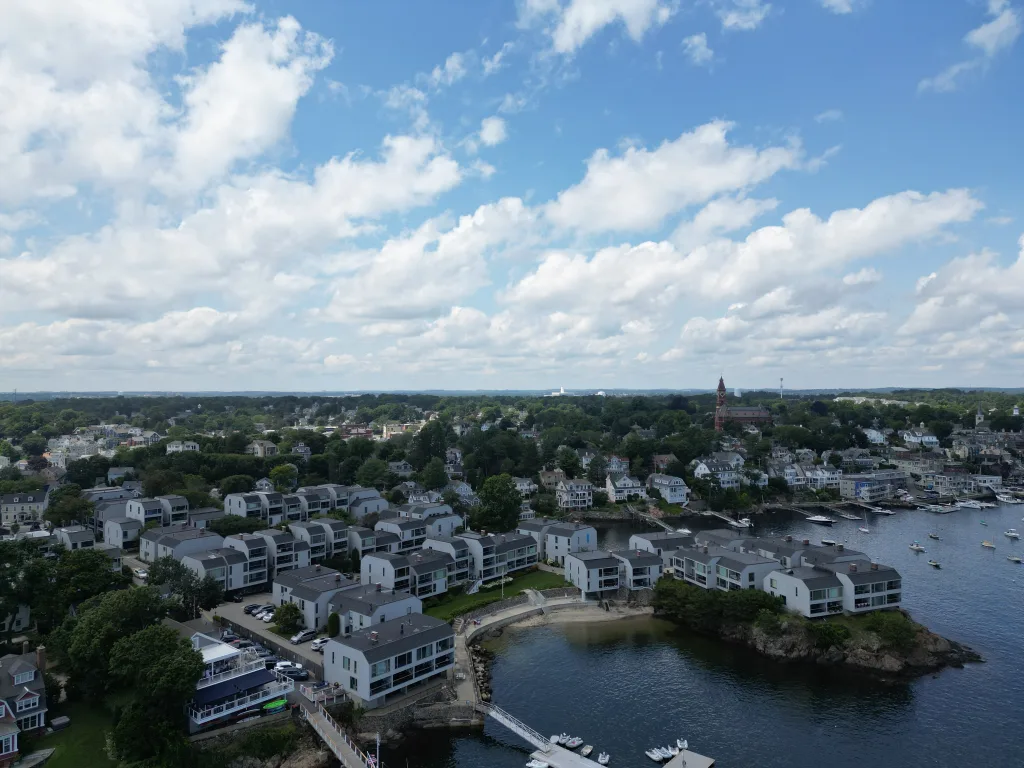 Glover Landing Condos in Marblehead MA