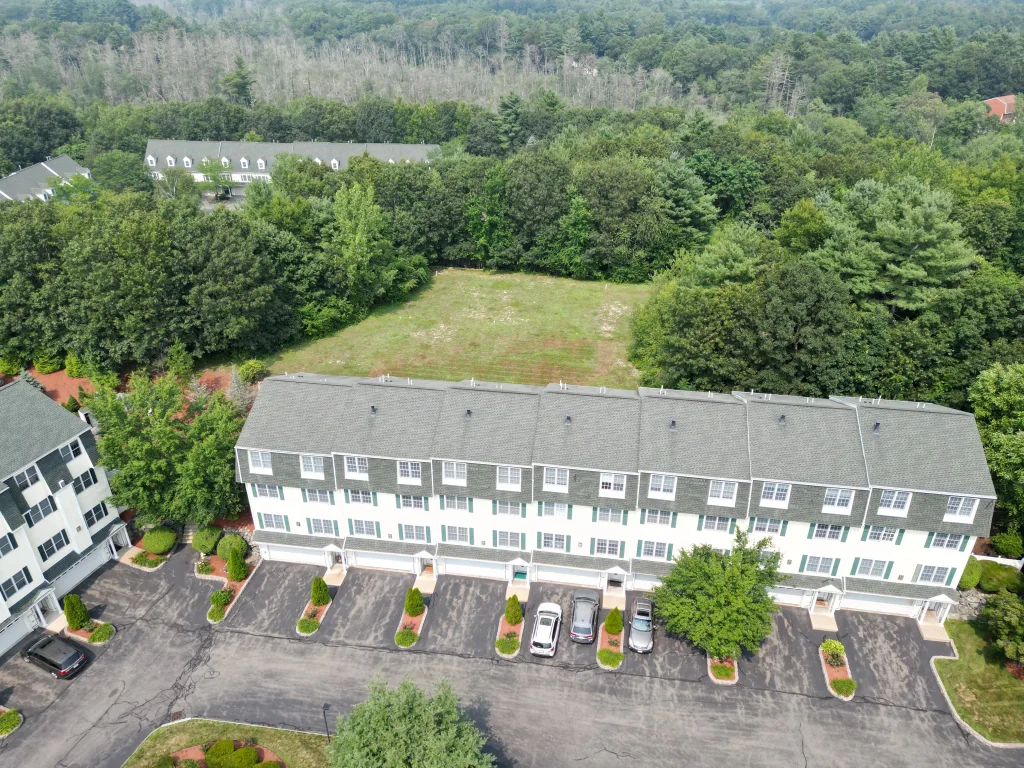 Hill crest estates Condos Middleton MA