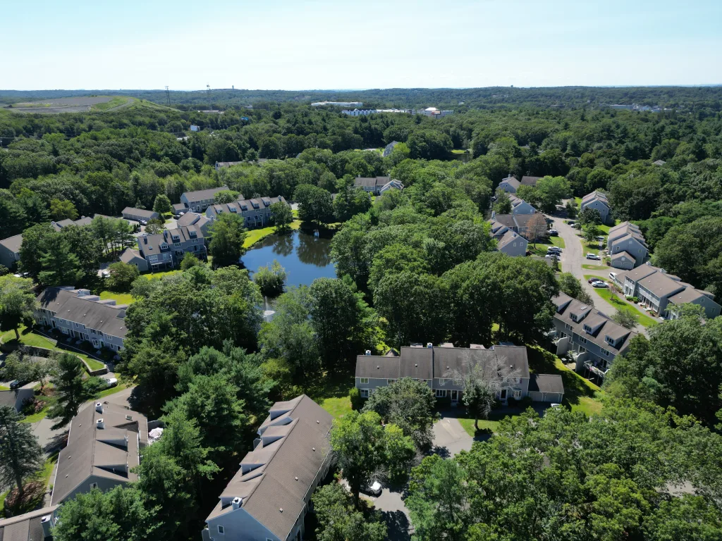 Huntington Wood Condos in Peabody MA