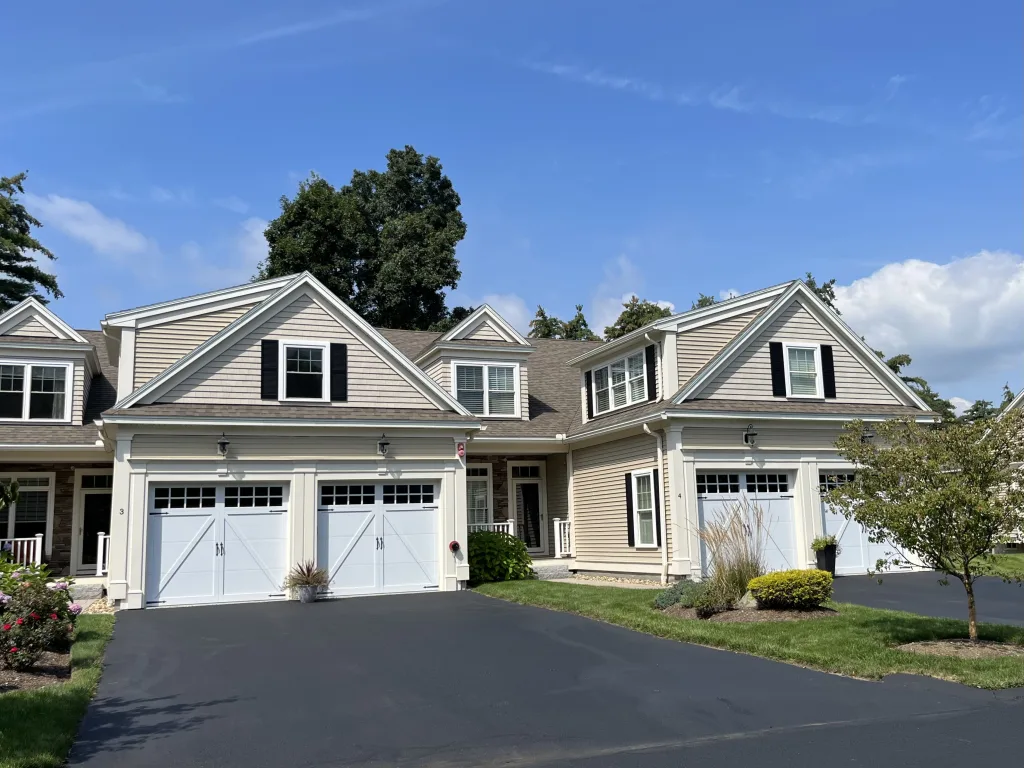 The Meadows at Topsfield Gold Course Community