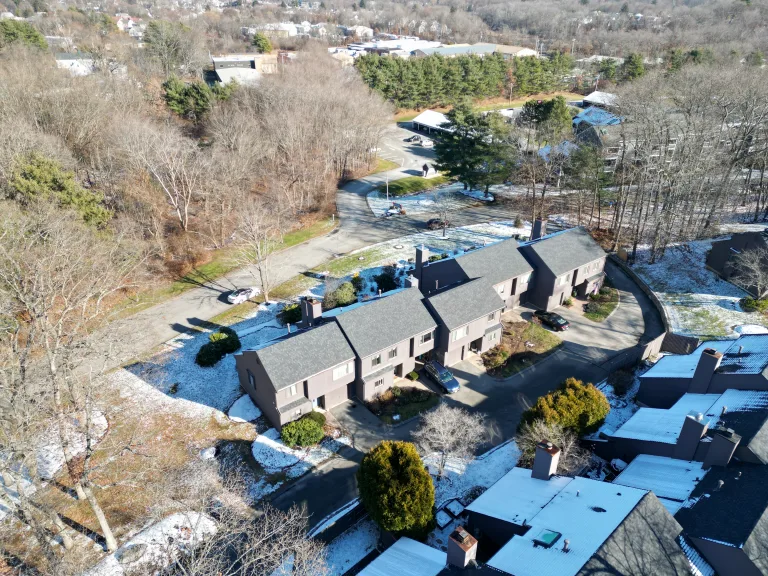 Bayside Village Condos at 401 Colonial Dr, Ipswich MA