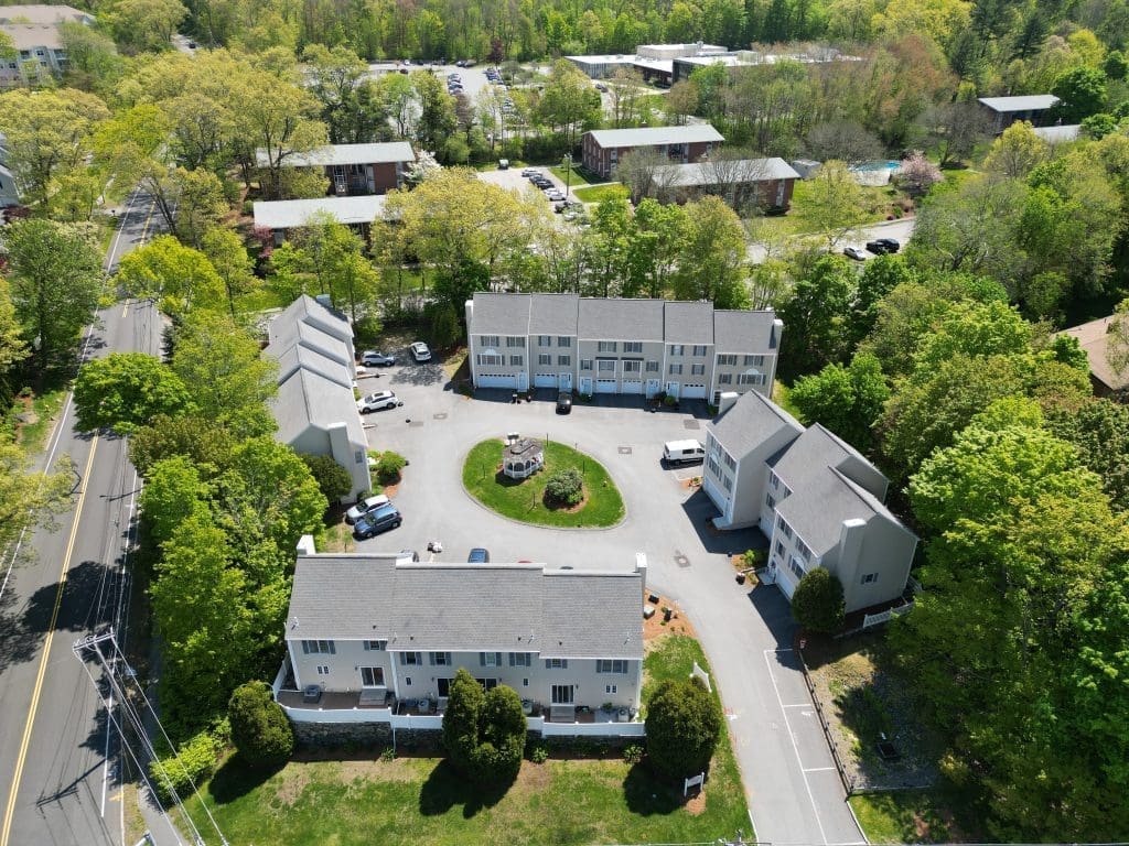 Meredith Village Condos 197 High St, Andover MA