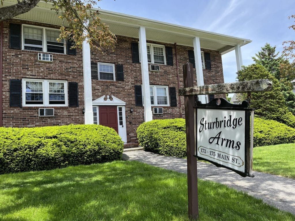 Sturbridge Arms Condos in North Andover MA