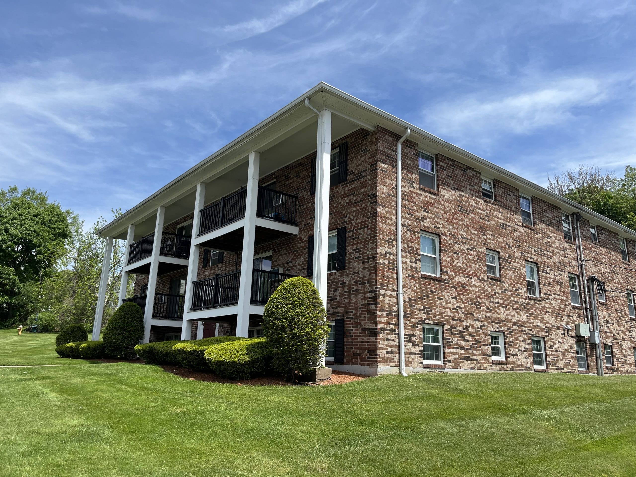 Meadow View — condo community in North Andover