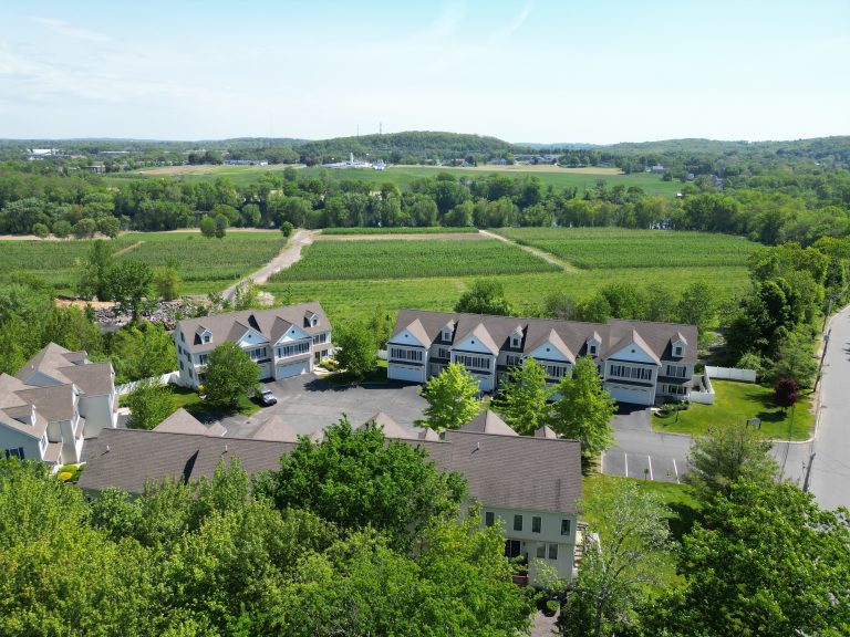 Summer's Crossing Condos, Methuen MA