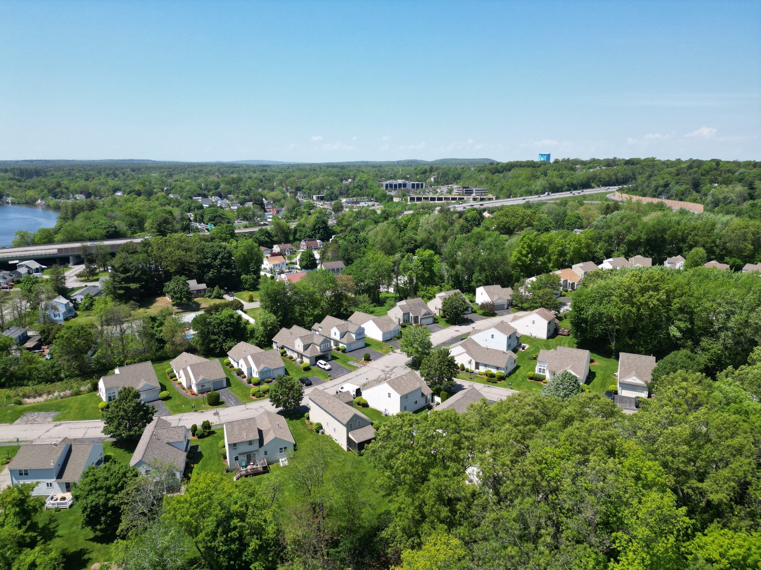 Laurel Woods, Methuen
