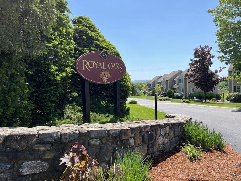 Royal Oaks