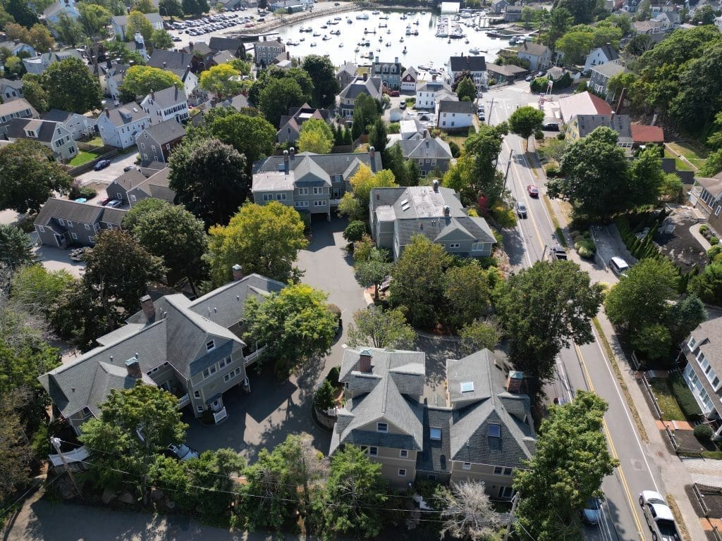 21 Pine St Condos in Manchester by the Sea