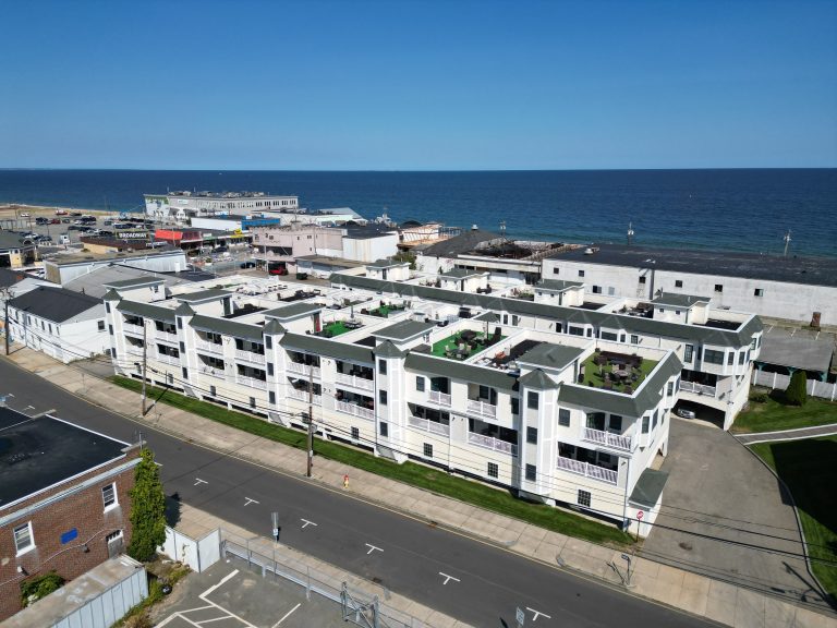 Ocean Echo Condos at 11 Railroad Ave, Salisbury MA