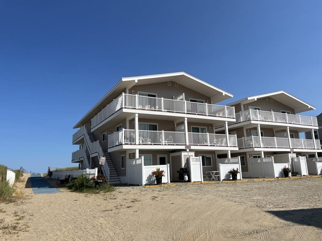Sunrise Shores, 528 N End Blvd Condos at Salisbury Beach