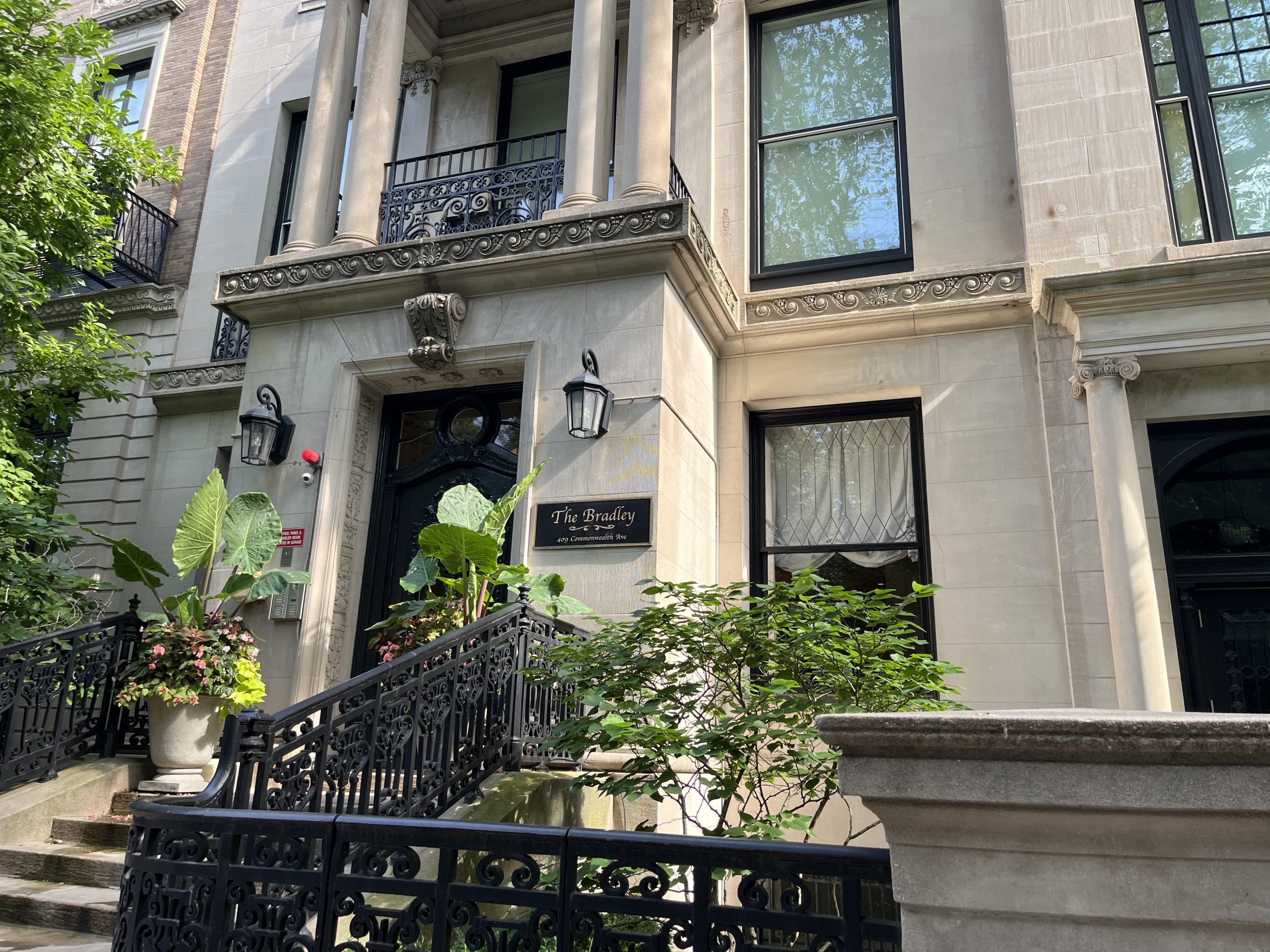 The Bradley Luxury Condos in Back Bay at 409 Commonwealth Ave