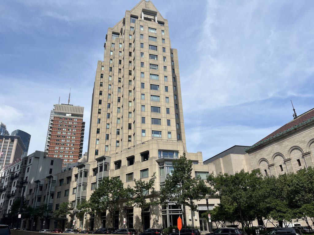 Trinity Place Luxury Condos in Boston at 1 Huntington Ave