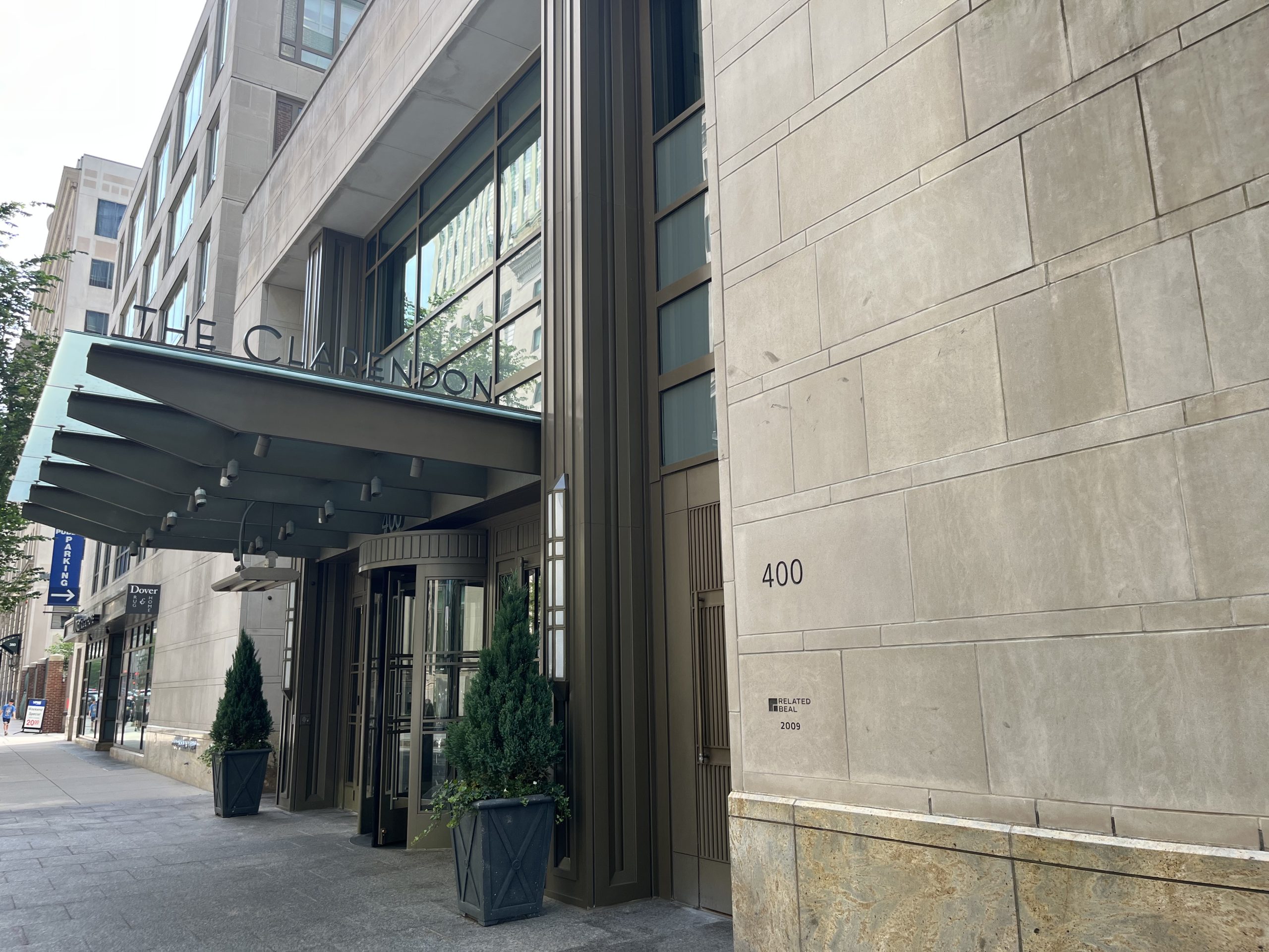 The Clarendon Luxury Condos in Back Bay at 400 Stuart St