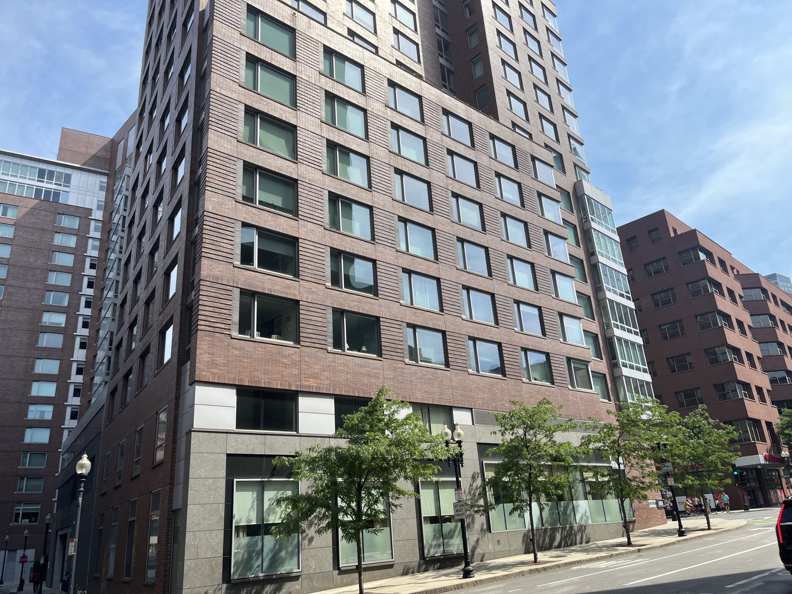 One Charles Condo Building in Boston - 1 Charles St S, Boston